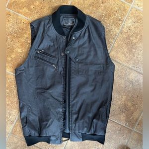 Black Orisue vest
